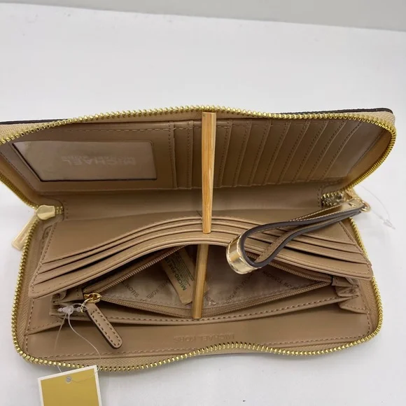 MICHAEL KORS Jet Set Large Metallic Signature Logo Continental Wallet Wristlet - Picture 5 of 16